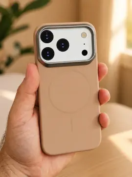 Чехол FreeKnit пластик MagSafe — iPhone 17 Pro, персиковый